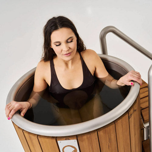 Icetubs IceBarrel 2.18 kW Thermowood Stainless Cold Plunge 53 in with Stairs