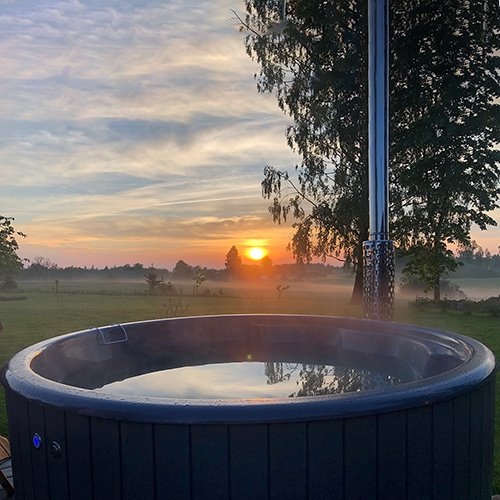 SaunaLife Soak-Series Wood-Burning Hot Tub – Natural Thermo-Spruce – Up to 6 Persons