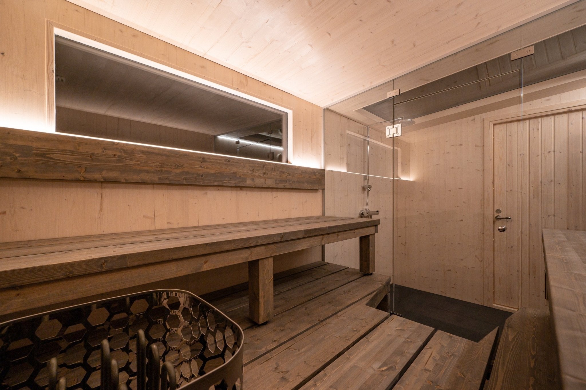Ripavi Sointu Finnish Outdoor Sauna – Luxury 8-Person Sauna with Shower & Skylight-Ripavi-InHouse Wellness