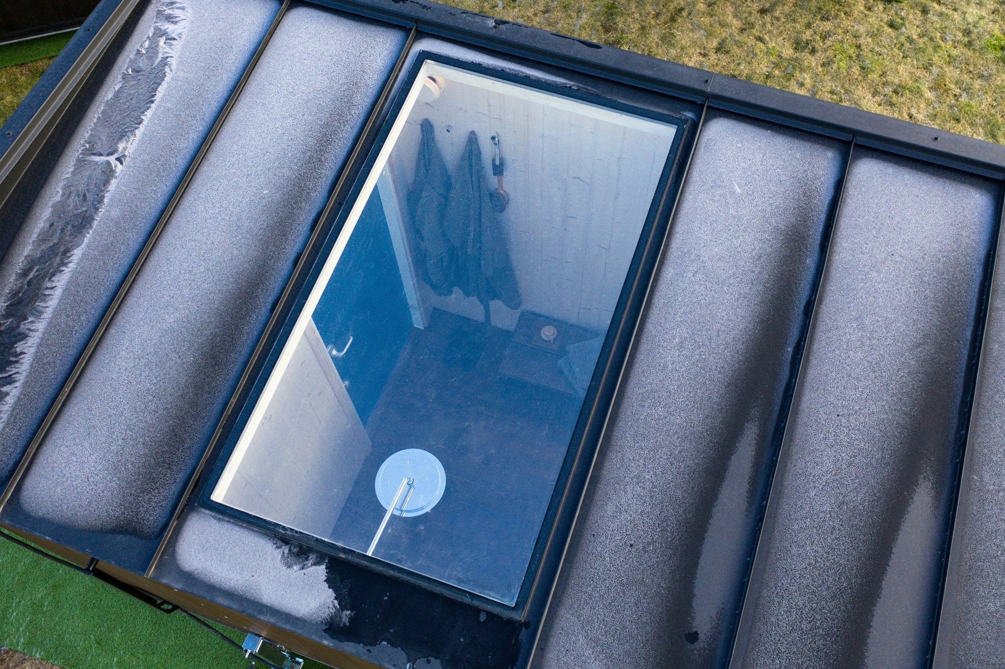 Ripavi Sointu Finnish Outdoor Sauna – Luxury 8-Person Sauna with Shower & Skylight-Ripavi-InHouse Wellness