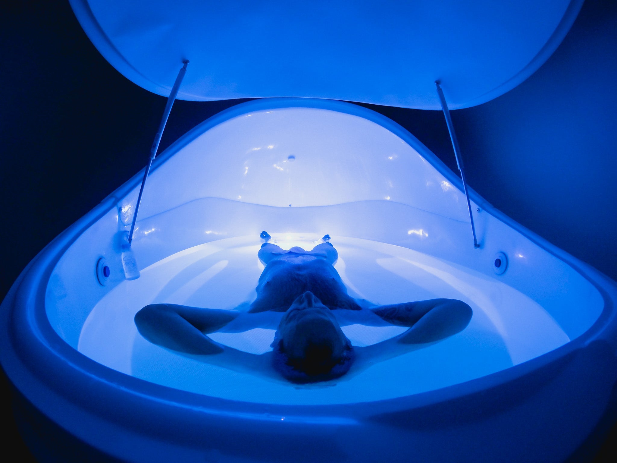 Vmax Float Pod by DreamPod – Premium Sensory Deprivation Tank with Advanced Floatation Technology for Ultimate Relaxation-Dream Pod-InHouse Wellness